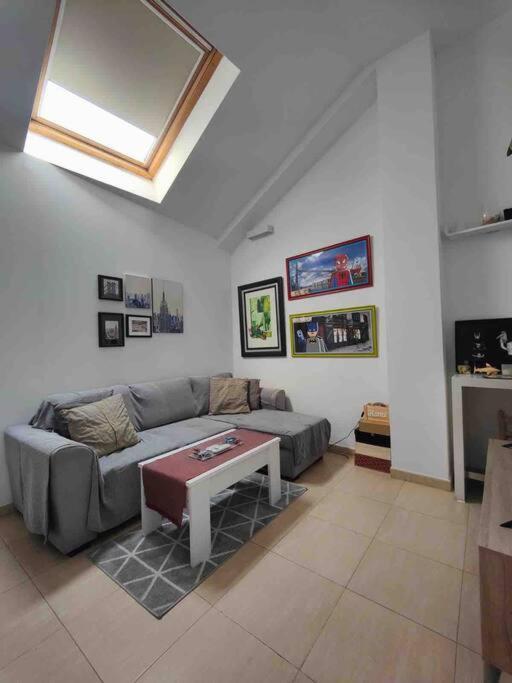 Apartamento Recien Reformado En Barajas Pueblo มาดริด ภายนอก รูปภาพ